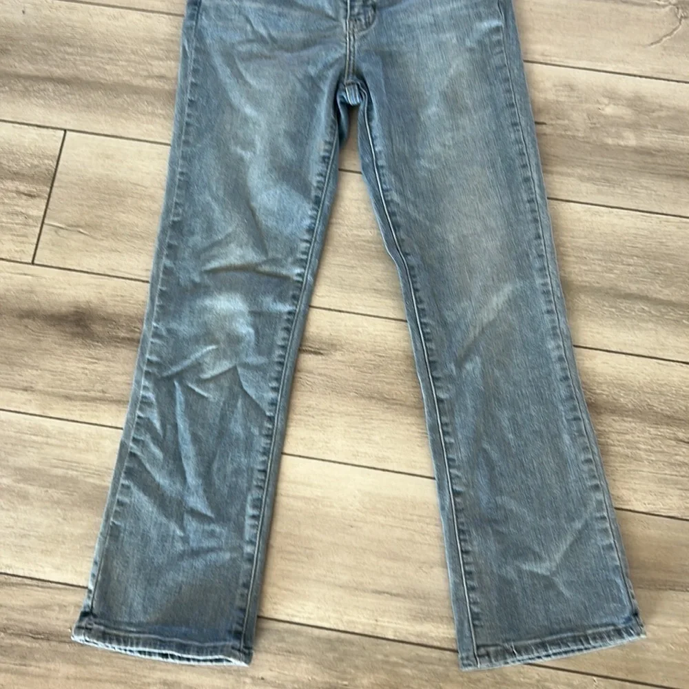 Levi’s premium denim size 26 straight leg ankle jeans